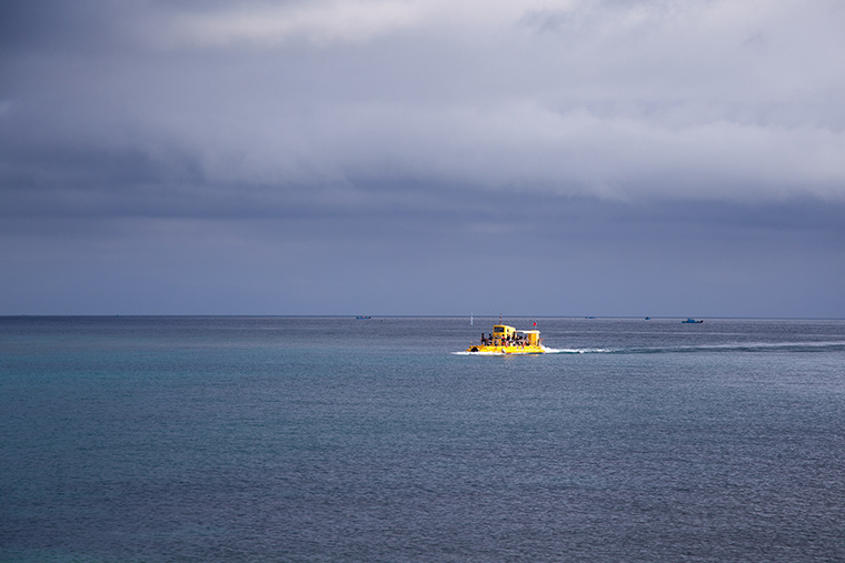 Bout of the coast of Kending in southern Taiwan