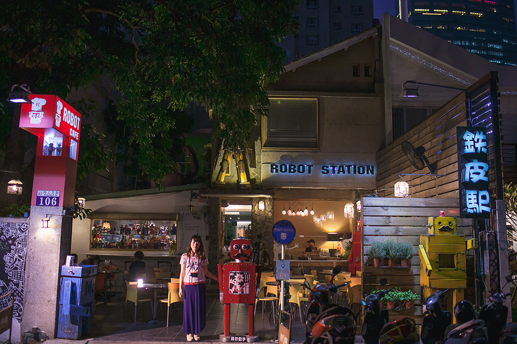 Girl standing outside Robot Station restaurant in Taichung City