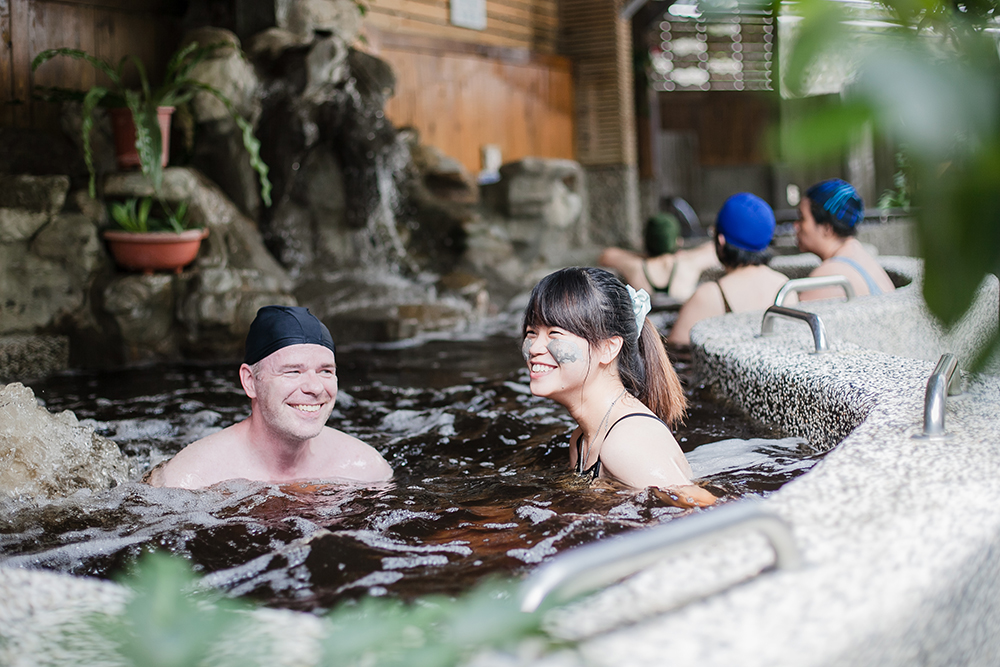 Hot-spring bathing at The King’s Garden Villa
