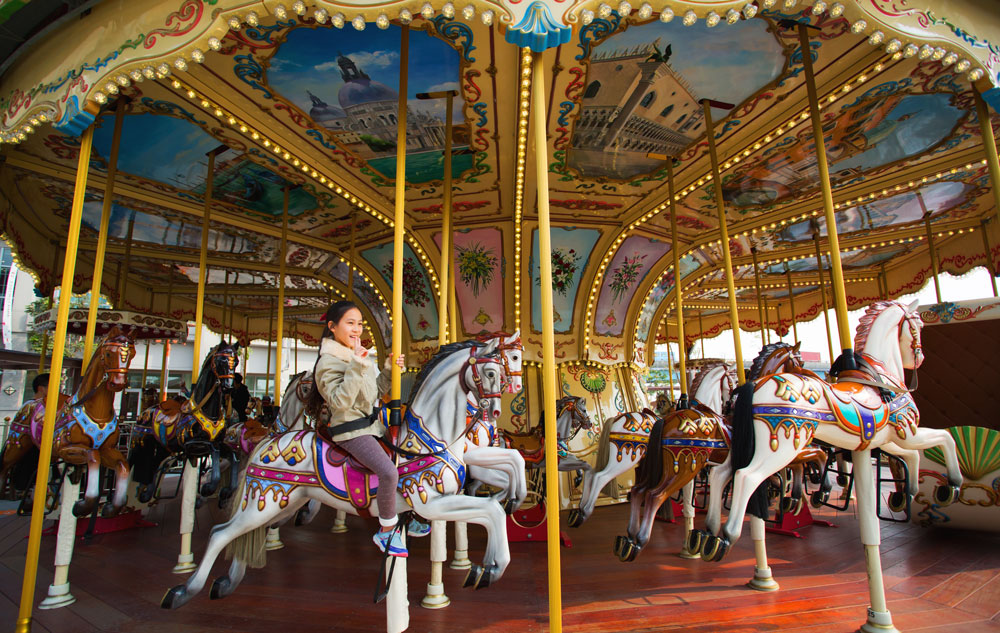 Carousel with scenes of Venice