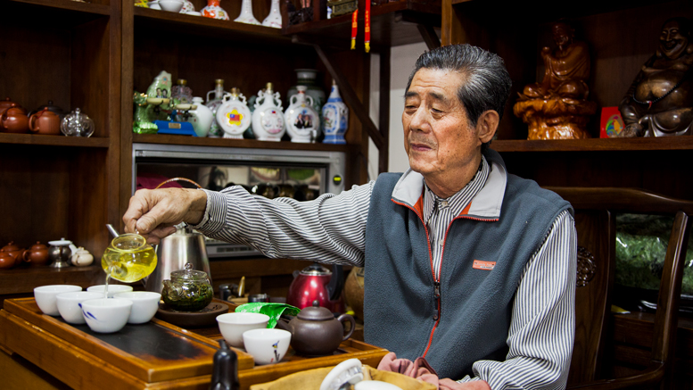 Mr. Wu of Sun Yee Tea