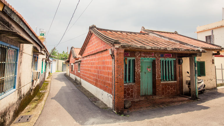 Old houses in Wanluan's Wugoushui Village