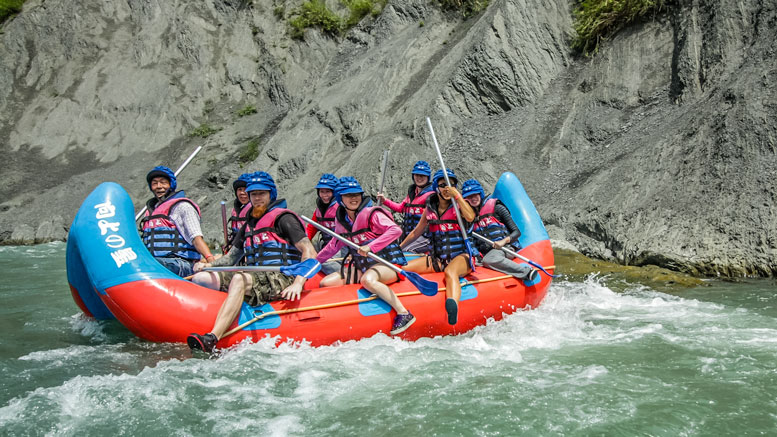 Rafting on the Xiuguluan River in Hualien