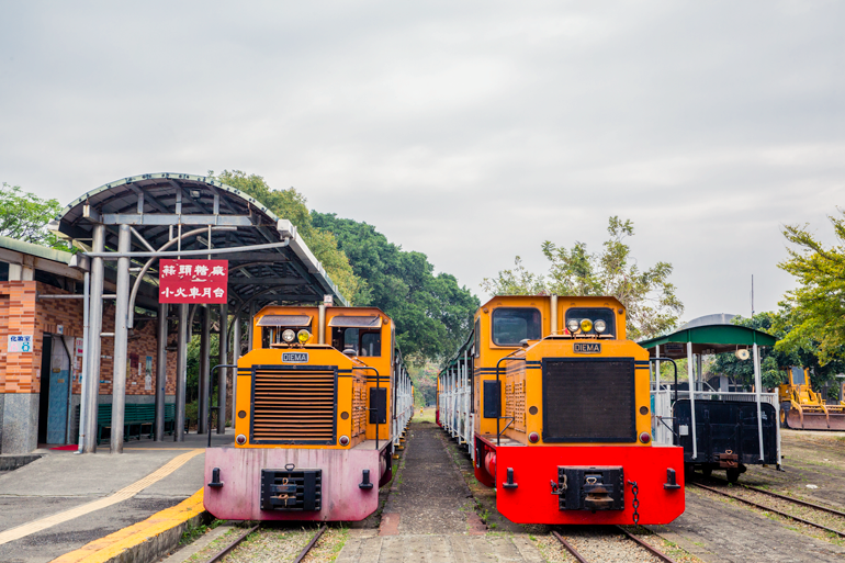Small trains at Suantou Sugar Factory