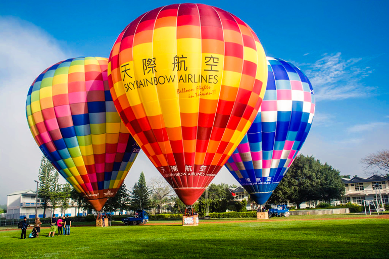 Balloons of Sky Rainbow Airlines