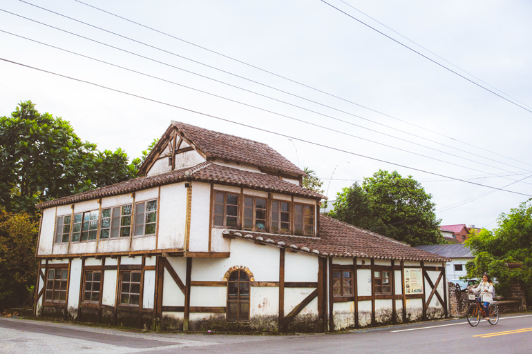 Old tobacco-drying shed