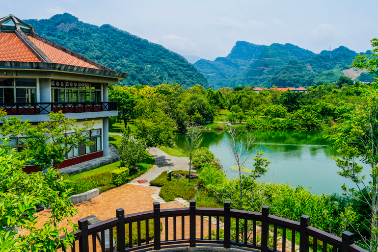 Pond behind Wenshui Visitor Center