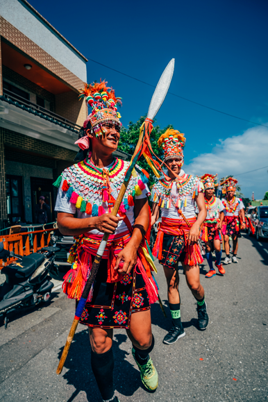 Walking to the festival