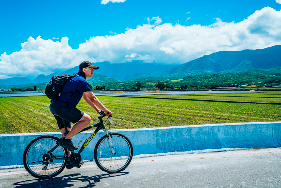 Biking the Bolang Boulevard