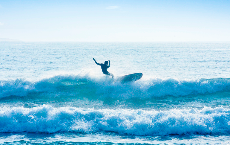 Surfer at Shazhu Bay