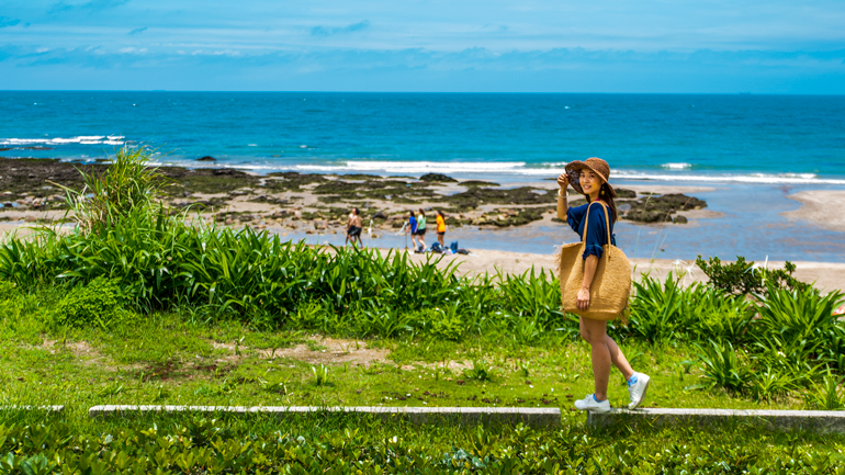 Scenery and Cafés on the NORTH COAST