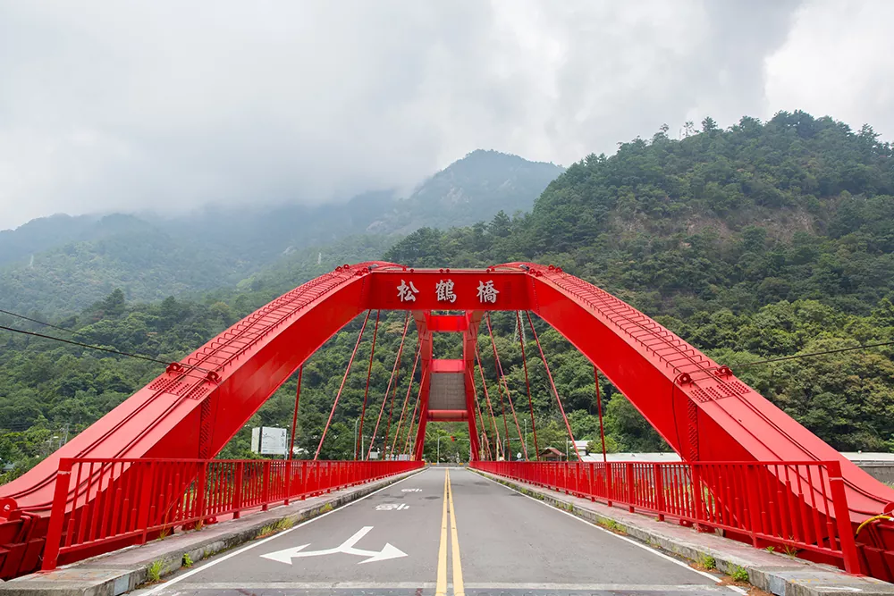 TAIWAN BRIDGES — Images of Bridges around Taiwan