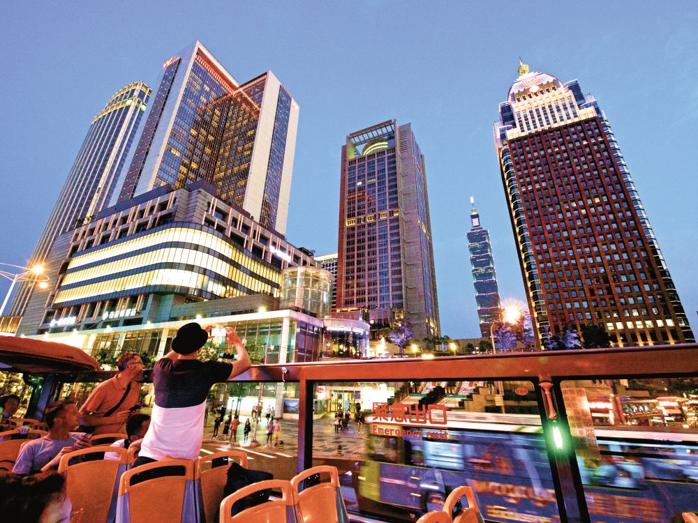 Taipei Hop-On Hop-Off Bus